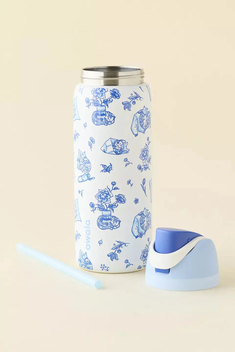 Owala UO Exclusive Delft Cat Print FreeSip 32 oz Water Bottle owaloo